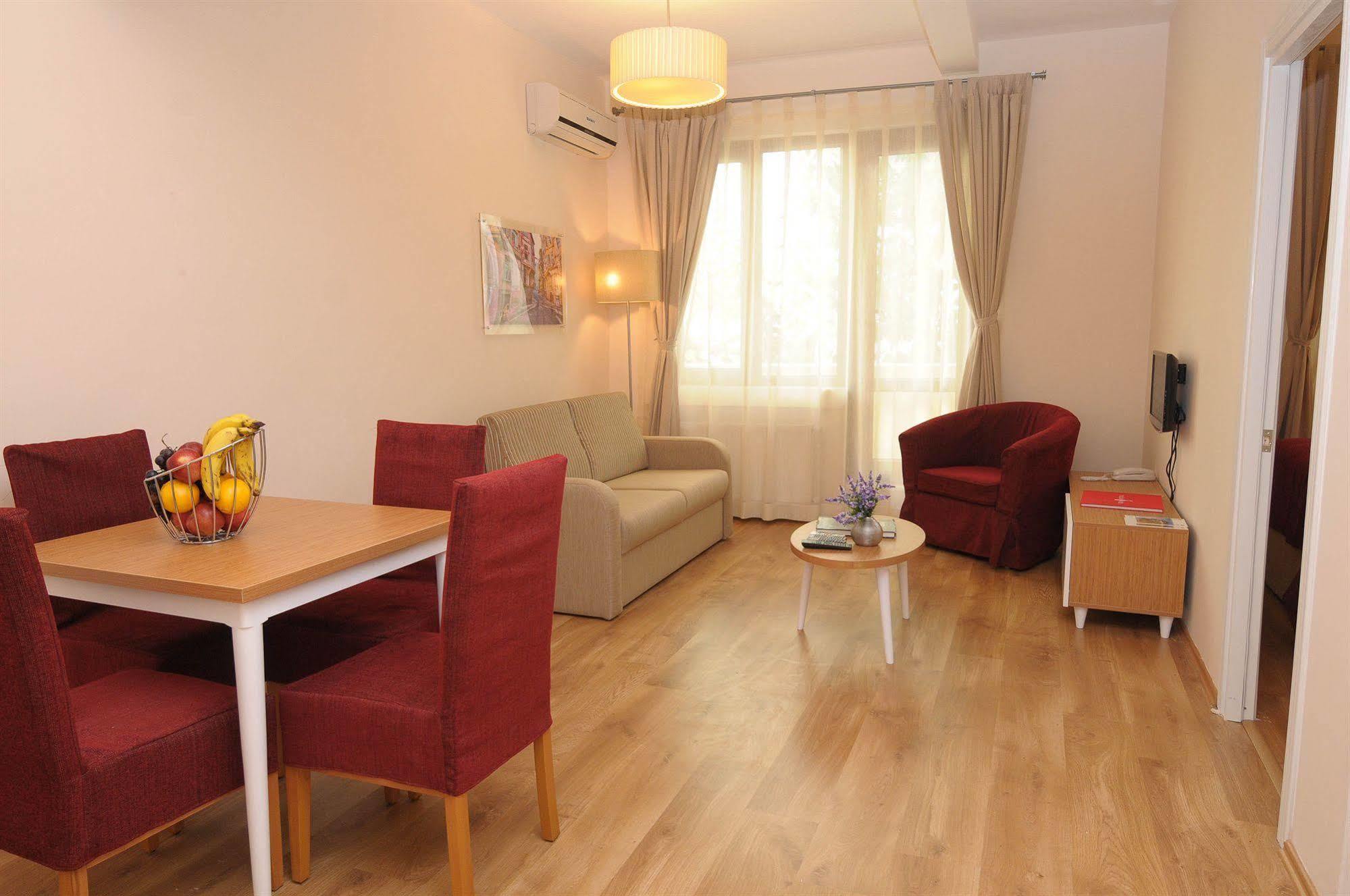 Three Apples Taksim Residence Istanbul Room photo