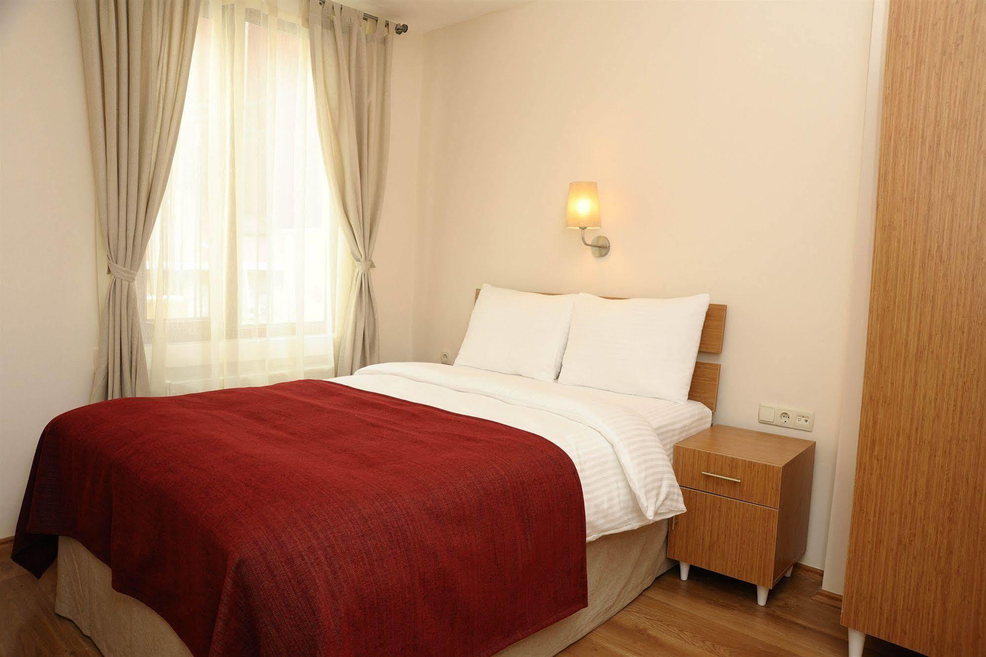 Three Apples Taksim Residence Istanbul Exterior photo
